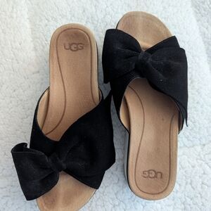UGG Black and White Sandals with Decorative Bow